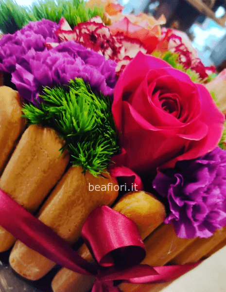 Torta floreale golosa