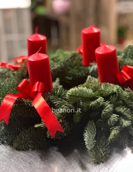 Corona avvento rossa